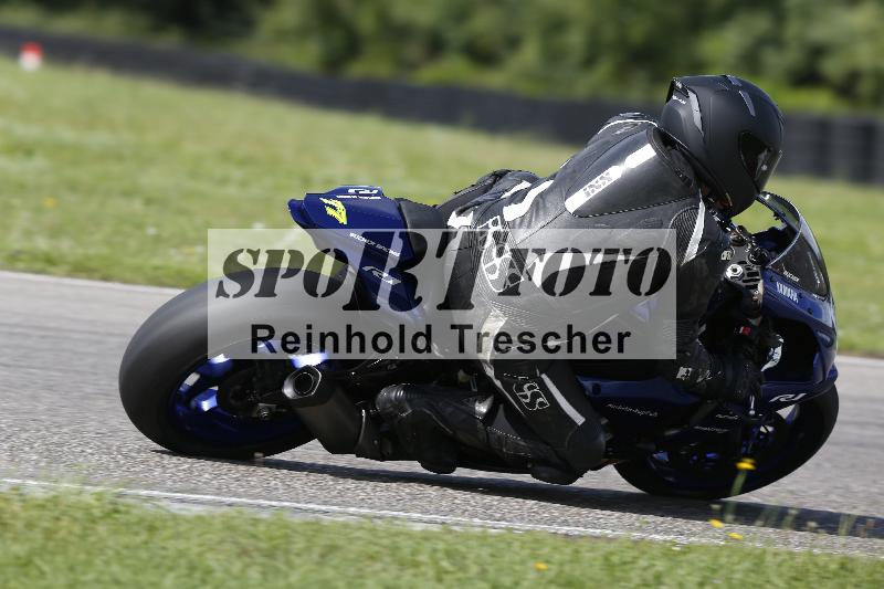 /53 16.09.2025 Track Day Domi Aegerter ADR/Gruppe rot/10